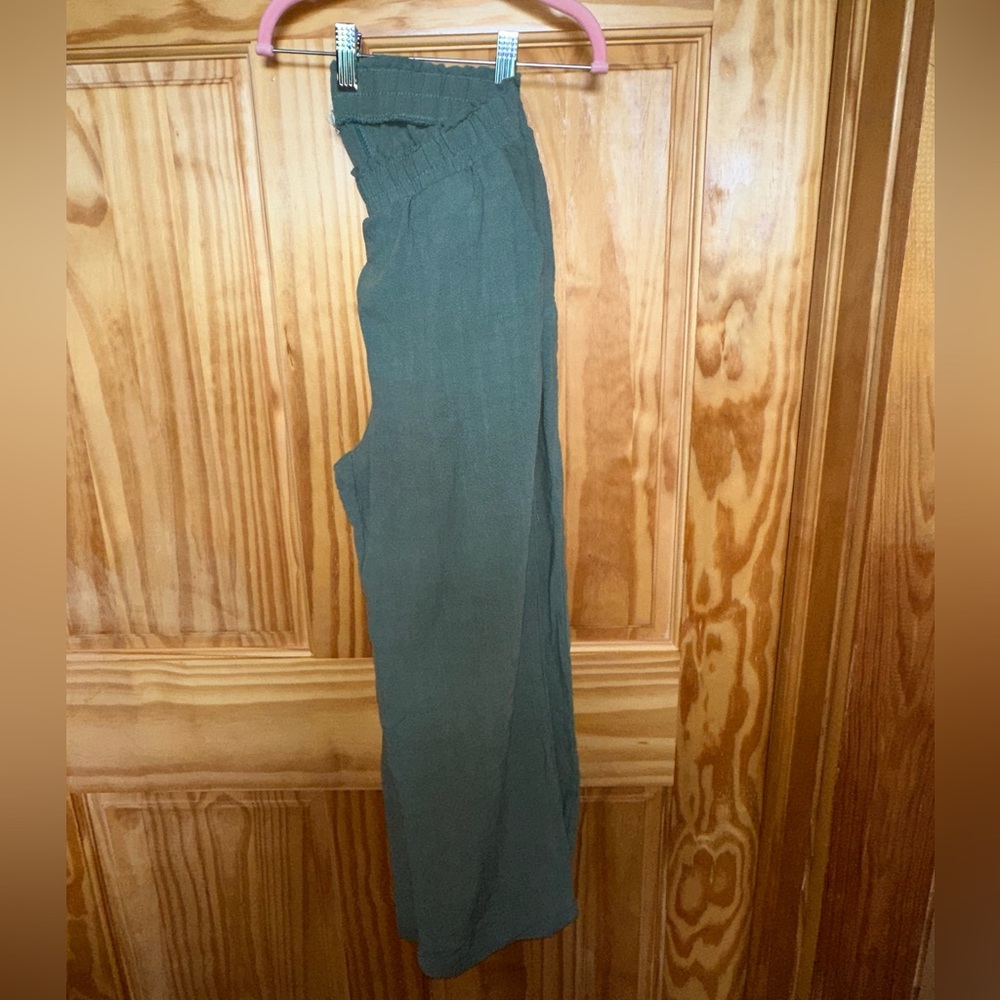 Lightweight Cropped Relaxed Pants | Small
